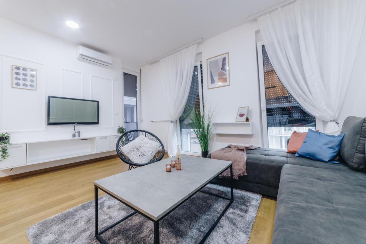 Lust Premium Apartments Крагуевац Экстерьер фото