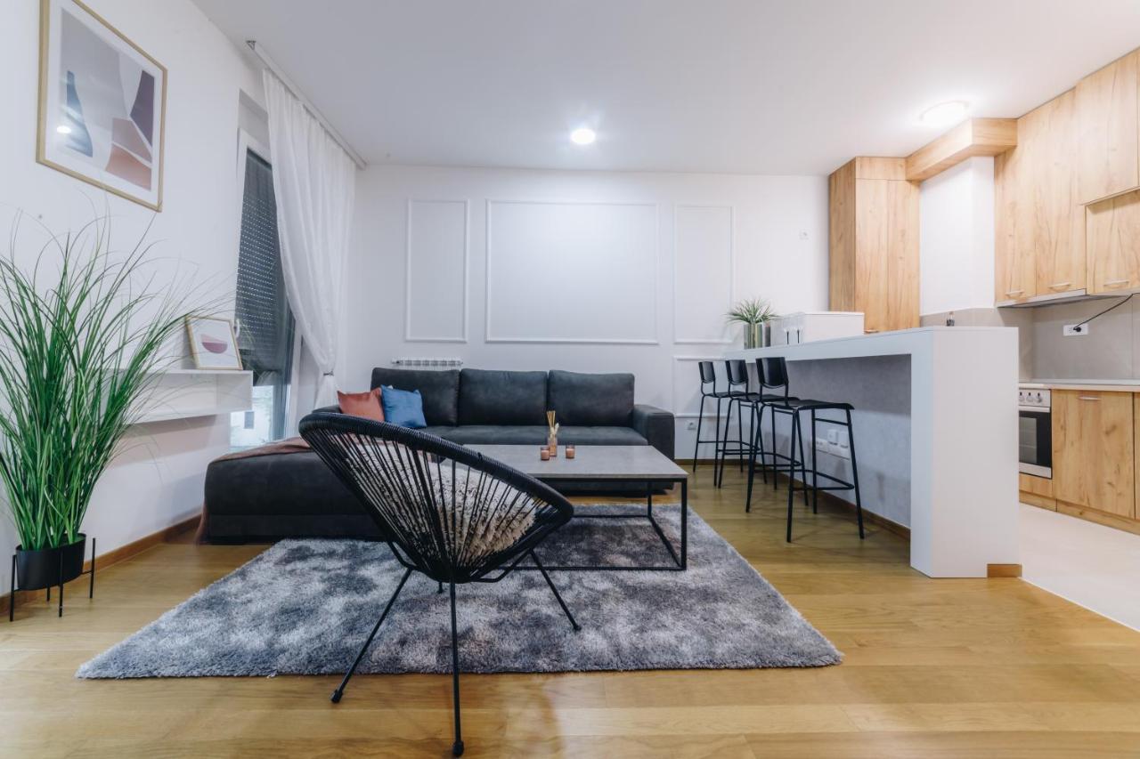 Lust Premium Apartments Крагуевац Экстерьер фото