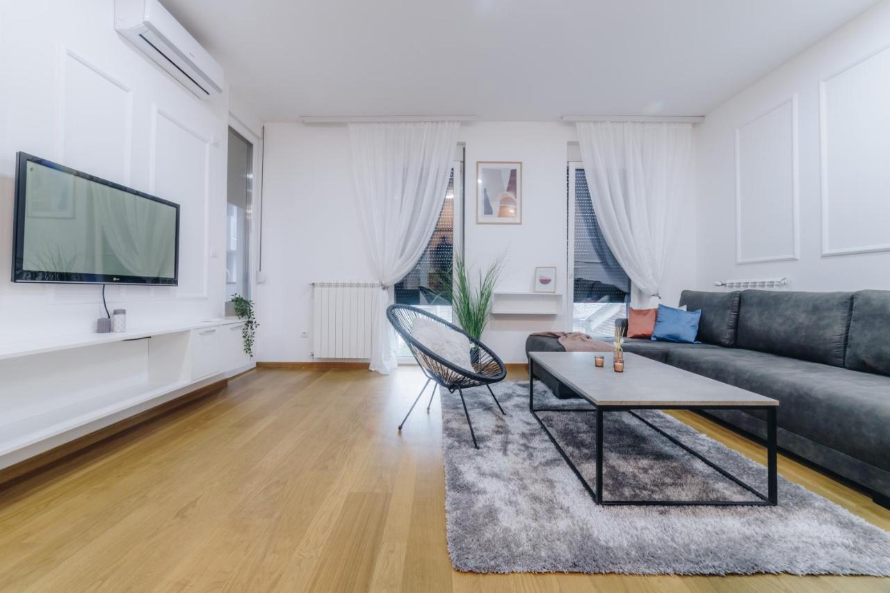 Lust Premium Apartments Крагуевац Номер фото